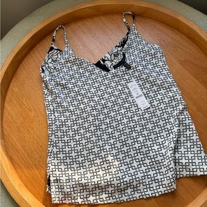 White House Black Market Monochrome Patterned Top